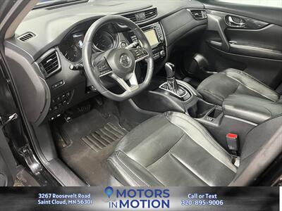 2017 Nissan Rogue SL AWD w/Sunroof   - Photo 9 - Saint Cloud, MN 56301