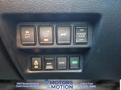 2017 Nissan Rogue SL AWD w/Sunroof   - Photo 14 - Saint Cloud, MN 56301
