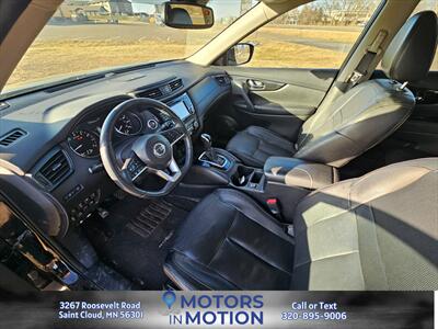 2017 Nissan Rogue SL AWD w/Sunroof   - Photo 9 - Saint Cloud, MN 56301