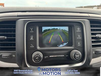 2017 RAM 1500 Tradesman 4x4 Crew Cab - Photo 15 - Saint Cloud, MN 56301
