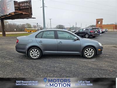 2010 Volkswagen Jetta SE   - Photo 5 - Saint Cloud, MN 56301