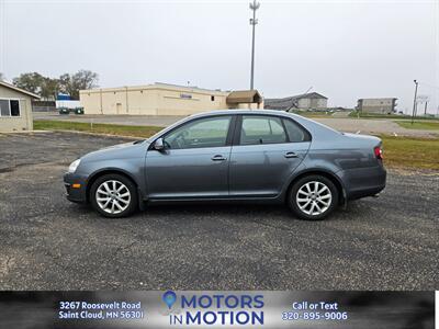 2010 Volkswagen Jetta SE   - Photo 2 - Saint Cloud, MN 56301