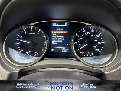 2016 Nissan Rogue SV AWD - Photo 11 - Saint Cloud, MN 56301