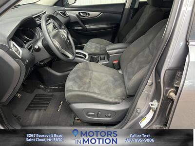 2016 Nissan Rogue SV AWD - Photo 10 - Saint Cloud, MN 56301