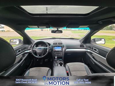 2017 Ford Explorer XLT 4WD   - Photo 11 - Saint Cloud, MN 56301