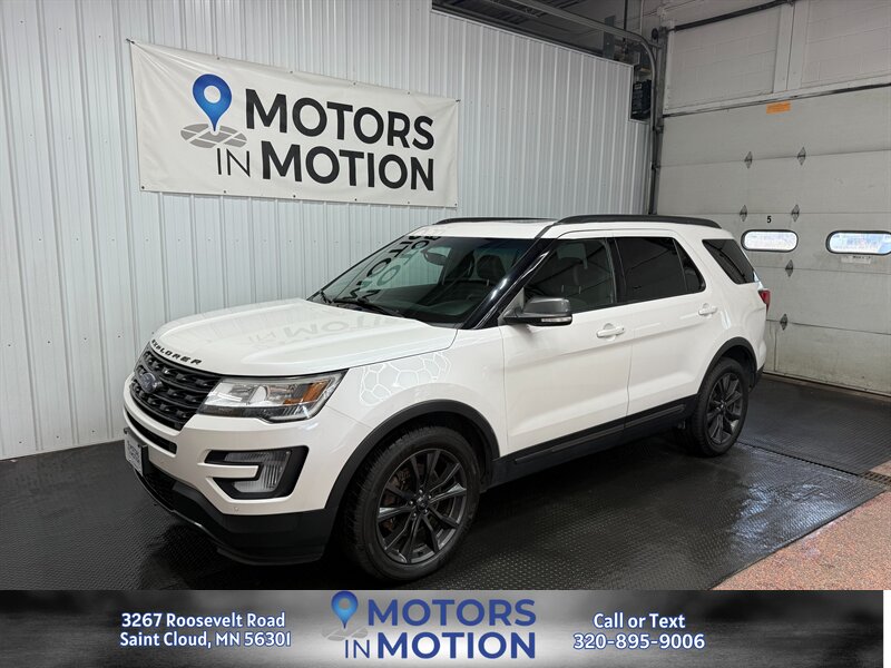 2017 Ford Explorer XLT 4WD  