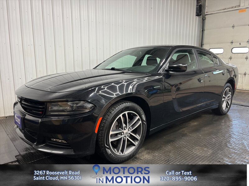 2019 Dodge Charger SXT AWD's photo