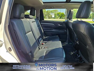 2019 Toyota Highlander Limited Platinum AWD - Photo 18 - Saint Cloud, MN 56301