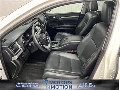 2019 Toyota Highlander Limited Platinum AWD - Photo 16 - Saint Cloud, MN 56301