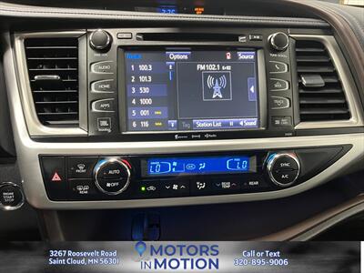 2019 Toyota Highlander Limited Platinum AWD - Photo 12 - Saint Cloud, MN 56301