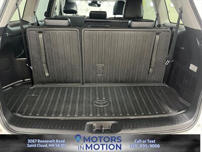 2019 Toyota Highlander Limited Platinum AWD - Photo 18 - Saint Cloud, MN 56301