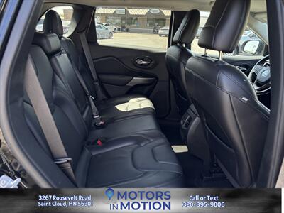 2019 Jeep Cherokee Limited 4WD   - Photo 18 - Saint Cloud, MN 56301