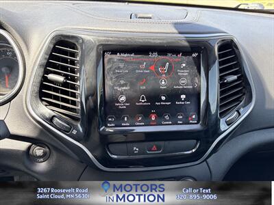 2019 Jeep Cherokee Limited 4WD   - Photo 13 - Saint Cloud, MN 56301