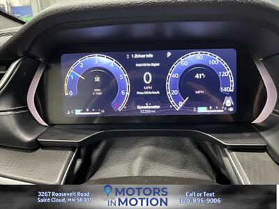 2023 Jeep Grand Cherokee Altitude AWD - Photo 13 - Saint Cloud, MN 56301