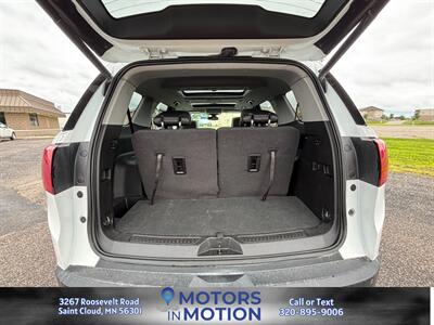 2017 GMC Acadia SLT-2 AWD w/Panoramic Sunroof   - Photo 17 - Saint Cloud, MN 56301
