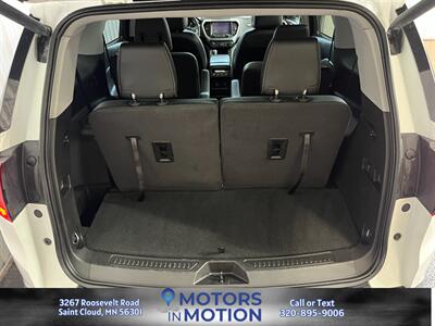 2017 GMC Acadia SLT-2 AWD w/Panoramic roof   - Photo 19 - Saint Cloud, MN 56301