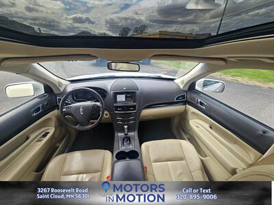2018 Lincoln MKT Reserve AWD   - Photo 10 - Saint Cloud, MN 56301