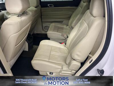2018 Lincoln MKT Reserve AWD   - Photo 18 - Saint Cloud, MN 56301
