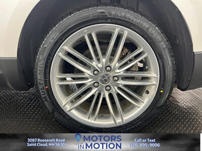 2018 Lincoln MKT Reserve AWD   - Photo 21 - Saint Cloud, MN 56301