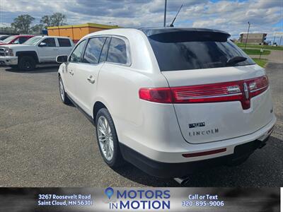 2018 Lincoln MKT Reserve AWD   - Photo 3 - Saint Cloud, MN 56301