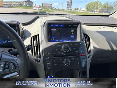 2014 Chevrolet Volt Premium - Photo 11 - Saint Cloud, MN 56301