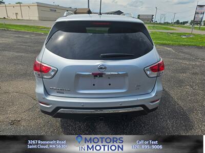 2013 Nissan Pathfinder SL 4WD   - Photo 7 - Saint Cloud, MN 56301