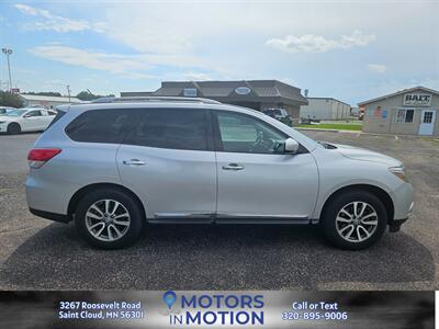 2013 Nissan Pathfinder SL 4WD   - Photo 5 - Saint Cloud, MN 56301