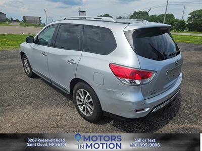 2013 Nissan Pathfinder SL 4WD   - Photo 8 - Saint Cloud, MN 56301