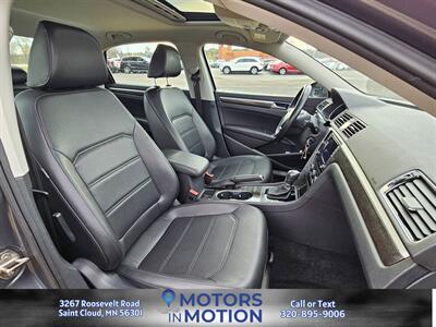 2016 Volkswagen Passat 1.8T SE w/Sunroof - Photo 17 - Saint Cloud, MN 56301