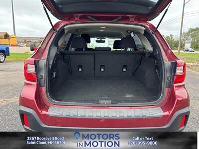2018 Subaru Outback 2.5i Premium - Photo 16 - Saint Cloud, MN 56301