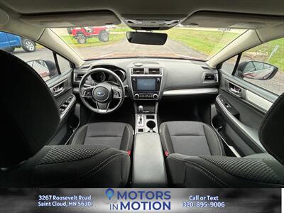 2018 Subaru Outback 2.5i Premium - Photo 11 - Saint Cloud, MN 56301