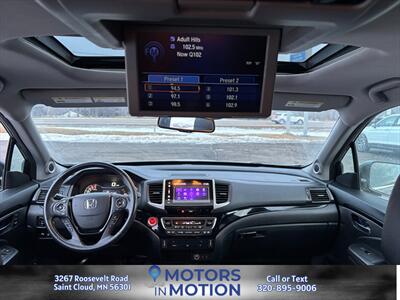 2018 Honda Pilot Touring AWD w/Sunroof and DVD   - Photo 14 - Saint Cloud, MN 56301