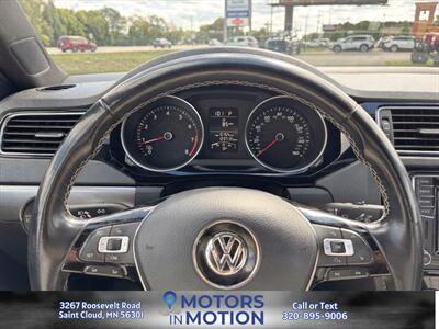 2016 Volkswagen Jetta 1.8T Sport - Photo 15 - Saint Cloud, MN 56301