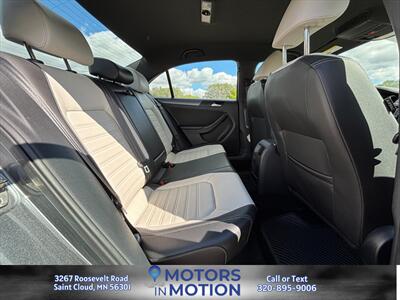 2016 Volkswagen Jetta 1.8T Sport - Photo 18 - Saint Cloud, MN 56301