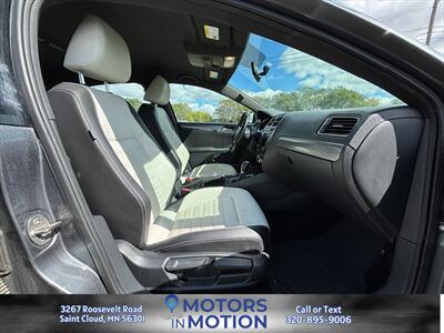 2016 Volkswagen Jetta 1.8T Sport - Photo 19 - Saint Cloud, MN 56301