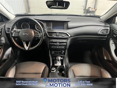 2017 INFINITI QX30 Luxury AWD   - Photo 10 - Saint Cloud, MN 56301