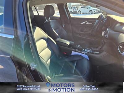 2017 INFINITI QX30 Luxury AWD   - Photo 16 - Saint Cloud, MN 56301