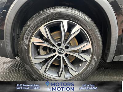 2017 INFINITI QX30 Luxury AWD   - Photo 19 - Saint Cloud, MN 56301