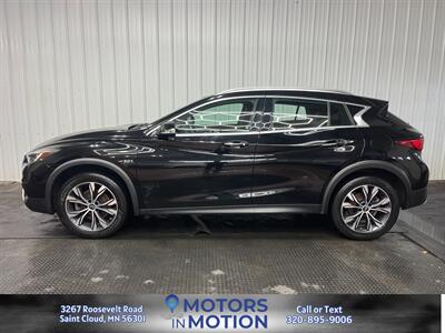 2017 INFINITI QX30 Luxury AWD   - Photo 2 - Saint Cloud, MN 56301