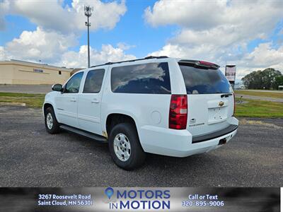 2011 Chevrolet Suburban LT  4WD   - Photo 8 - Saint Cloud, MN 56301