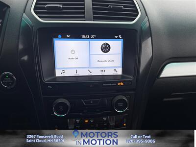 2017 Ford Explorer XLT AWD - Photo 14 - Saint Cloud, MN 56301