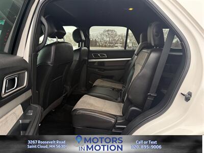 2017 Ford Explorer XLT AWD - Photo 12 - Saint Cloud, MN 56301