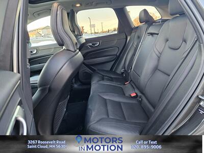 2022 Volvo XC60 B5 Momentum AWD w/Sunroof   - Photo 16 - Saint Cloud, MN 56301
