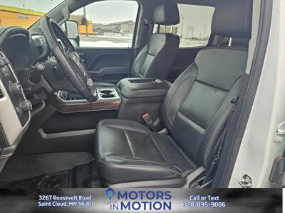 2017 GMC Sierra 1500 SLT 6.2   - Photo 9 - Saint Cloud, MN 56301