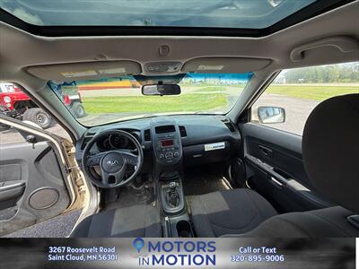 2013 Kia Soul   - Photo 11 - Saint Cloud, MN 56301
