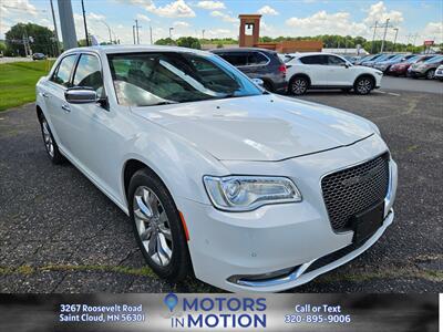 2016 Chrysler 300 C AWD - Photo 7 - Saint Cloud, MN 56301