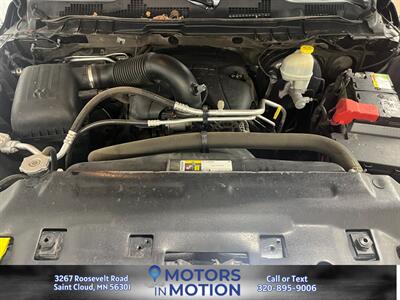 2015 RAM 1500 Laramie Limited 4x4 w/Sunroof - Photo 21 - Saint Cloud, MN 56301