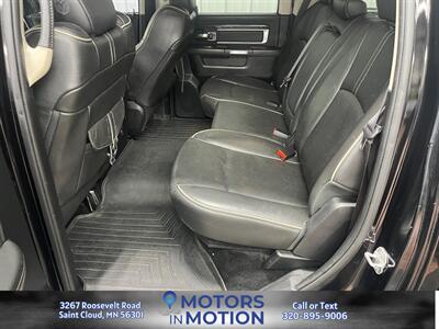 2015 RAM 1500 Laramie Limited 4x4 w/Sunroof - Photo 17 - Saint Cloud, MN 56301