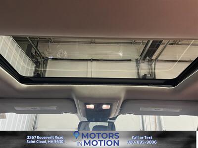 2015 RAM 1500 Laramie Limited 4x4 w/Sunroof - Photo 12 - Saint Cloud, MN 56301