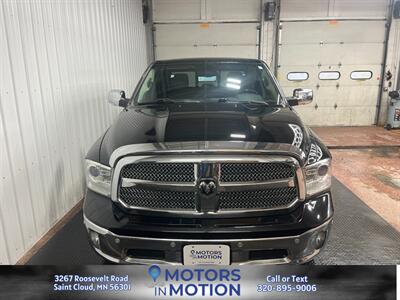 2015 RAM 1500 Laramie Limited 4x4 w/Sunroof - Photo 8 - Saint Cloud, MN 56301